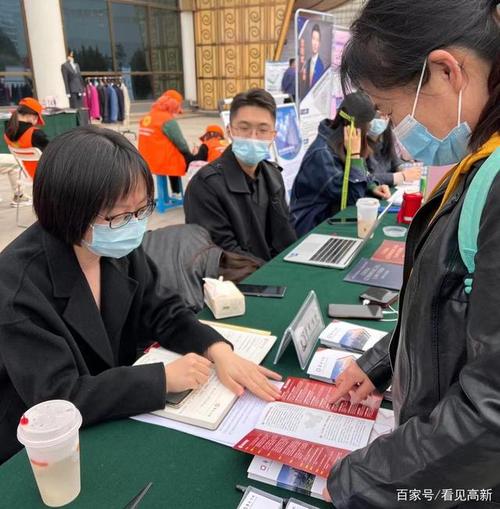 以法之名保护好每一个"她" 西安高新区企业为女性提供免费法律咨询